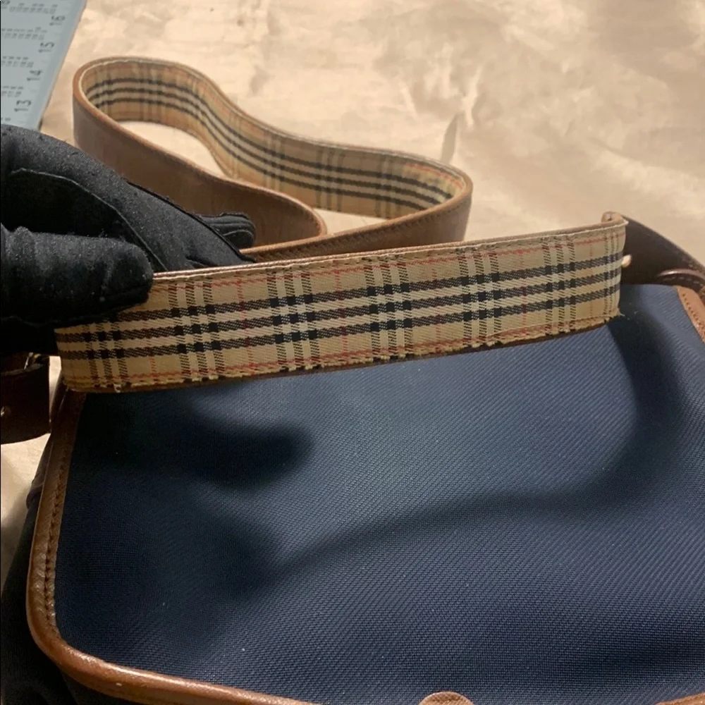 Vintage Burberrys of London Navy and Brown Crossbody Bag - Picture 7 of 11